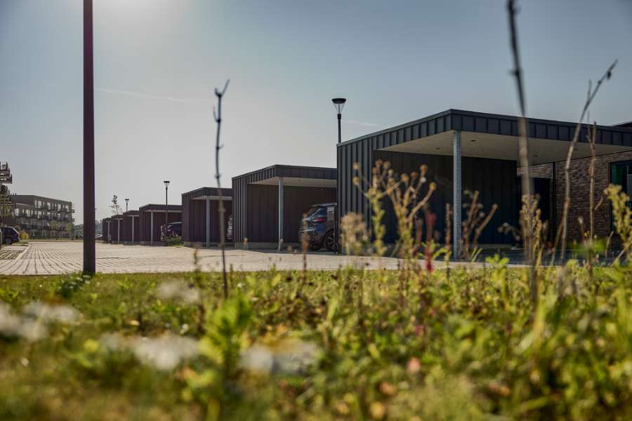 Stålprofiler på rad og rækkehuse, Sofiendal Enge, Poul Anker Bechs Vej 232, 9200 Aalborg SV